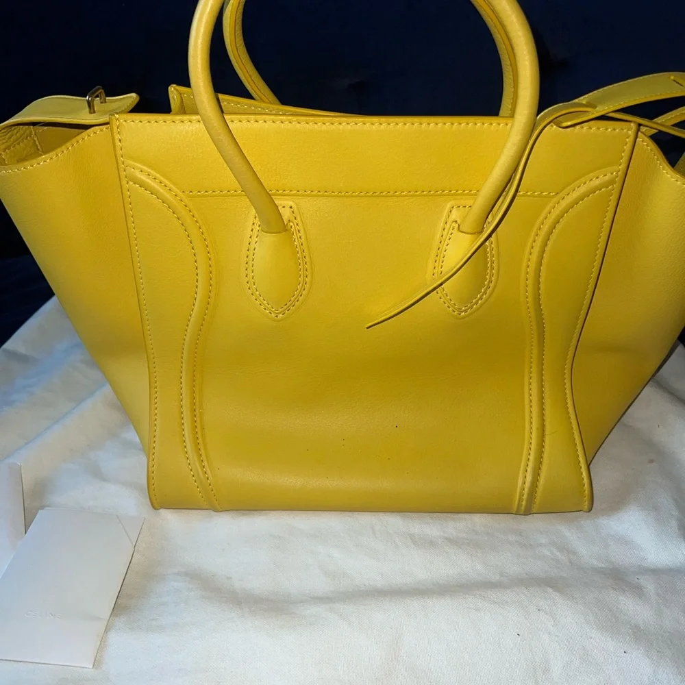 Celine yellow Phantom luggage - Picture 4 of 15